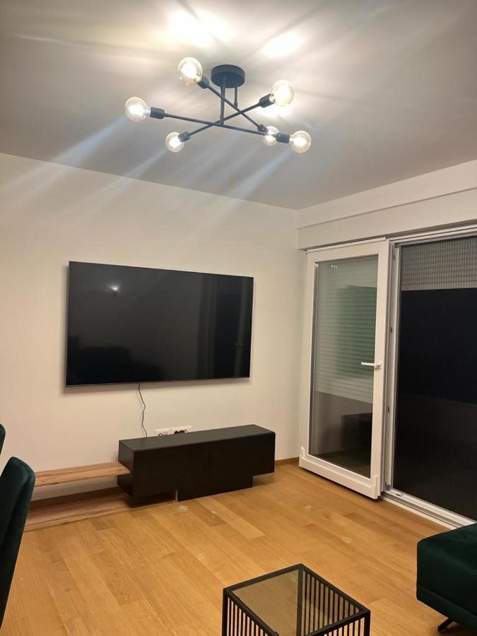 Appartamento Olive Oasis Penthouse With Jacuzzi Zara Esterno foto