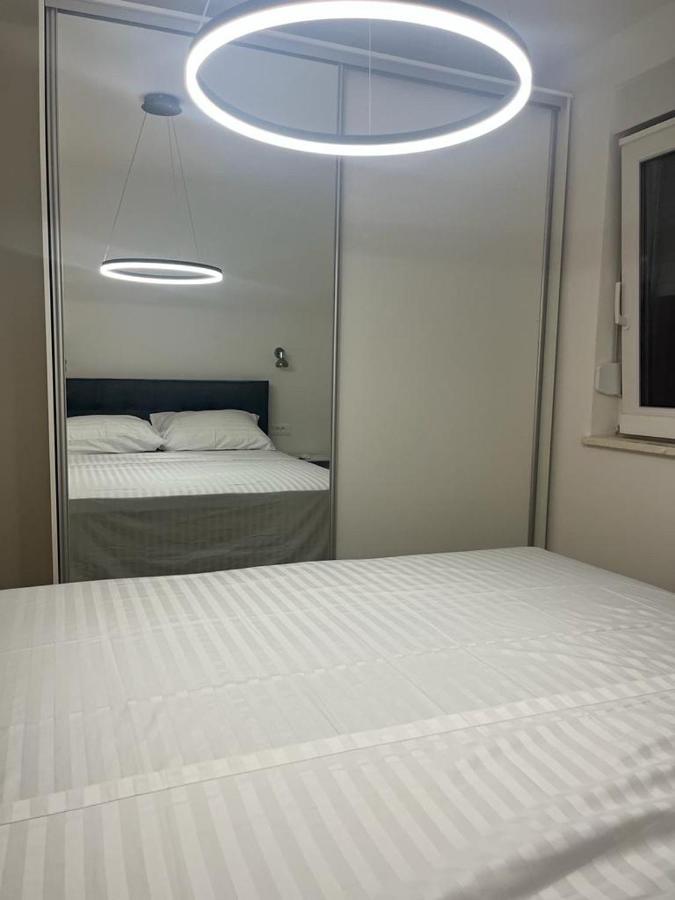 Appartamento Olive Oasis Penthouse With Jacuzzi Zara Esterno foto