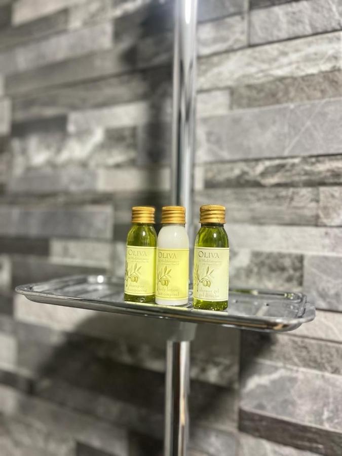 Appartamento Olive Oasis Penthouse With Jacuzzi Zara Esterno foto